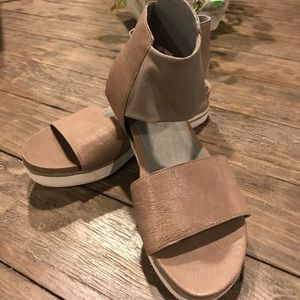 Eileen Fisher sandals